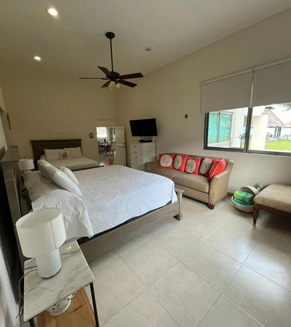 Villa Bianca Bacalar 0*,  México